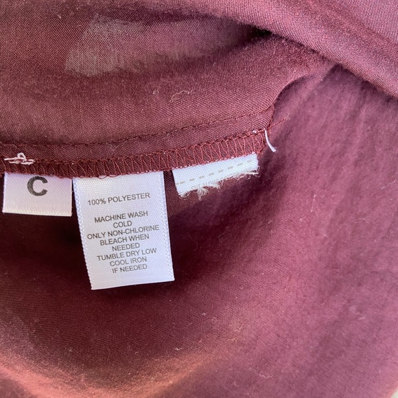 Loft Small Petite Maroon Tank - Picture 7 of 7